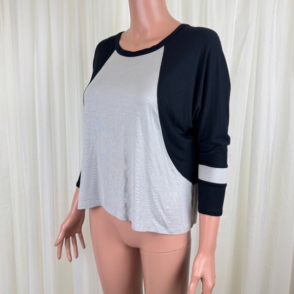 NWOT Women's Solemio Raglan Sleeve Color Block Crop Top Blouse T-Shirt MD - Picture 3 of 9